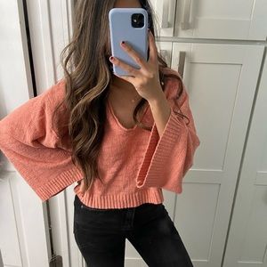 PEACHY BELL SLEEVE SWEATER
